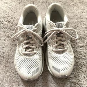 Brooks Ghost 12 Running Shoes